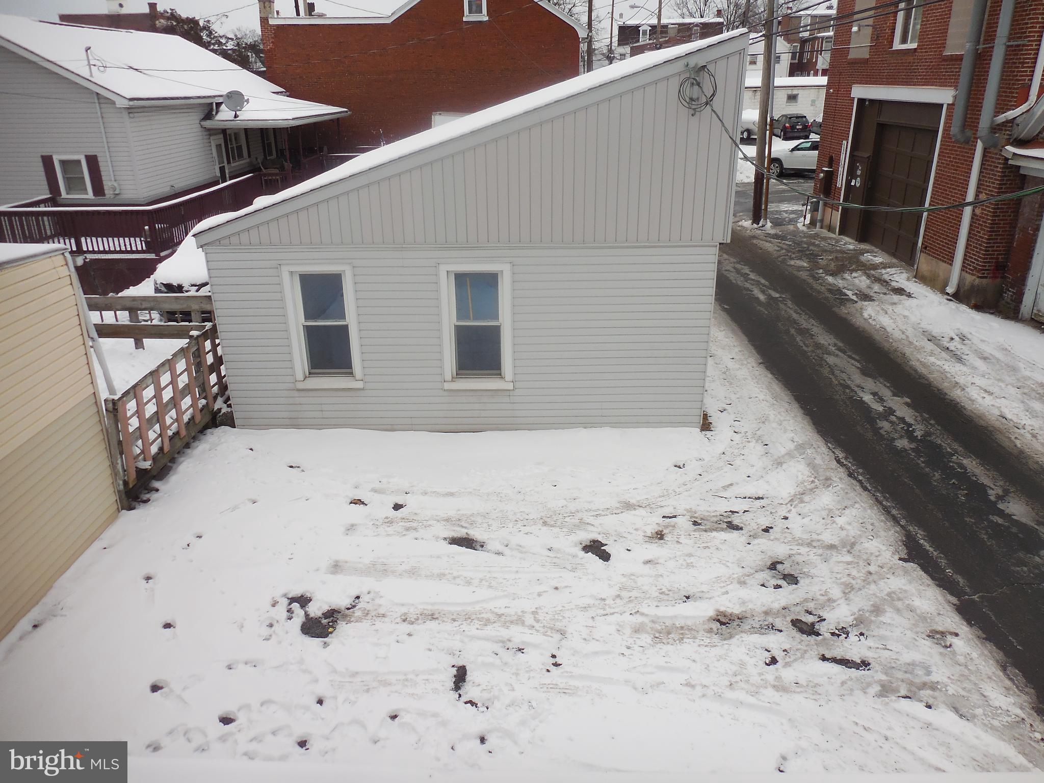 124 South 8th Street Lebanon, PA 17042 - Photo 7 of 32