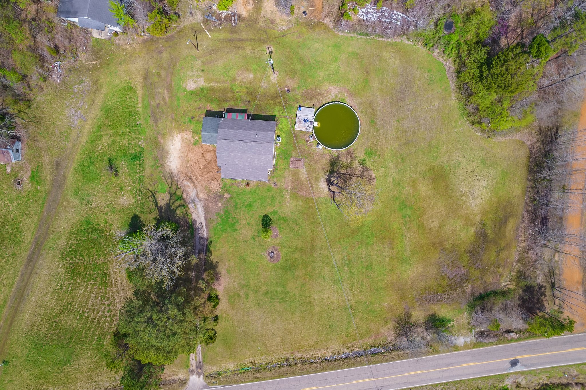 3249 Beech Bluff Road Jackson, TN 38301 - Photo 26 of 29 a view of a toilet in a bathroom