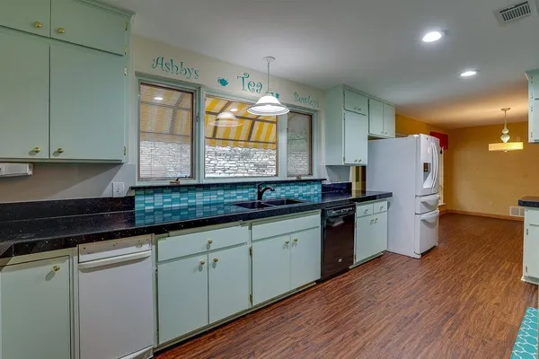 $525,000 | 1405 Blackhill Court, Arlington, TX 76012