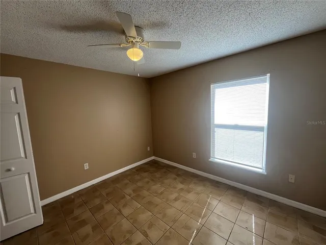 $1,967 | 204 Canterbury Court, Kissimmee, FL 34758