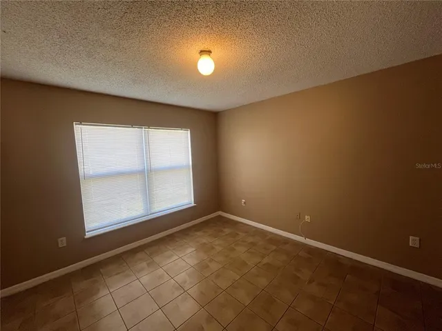 $1,967 | 204 Canterbury Court, Kissimmee, FL 34758