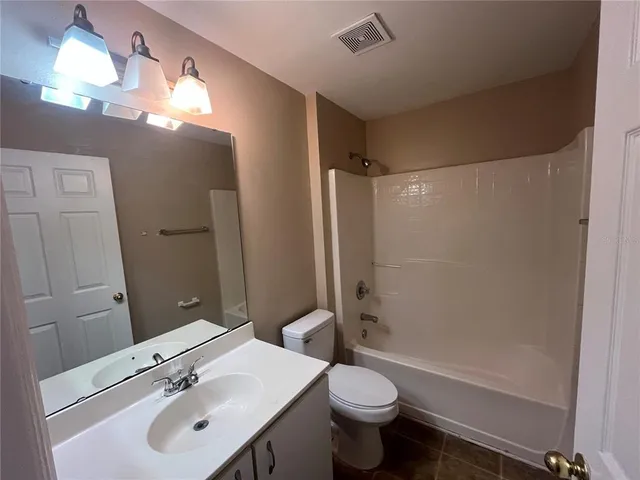 $1,967 | 204 Canterbury Court, Kissimmee, FL 34758