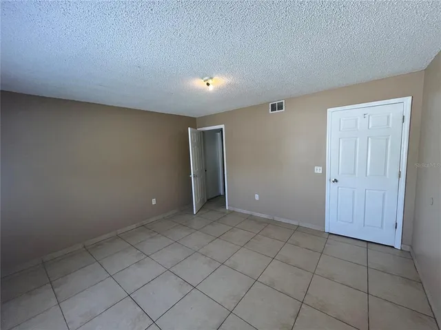 $1,967 | 204 Canterbury Court, Kissimmee, FL 34758