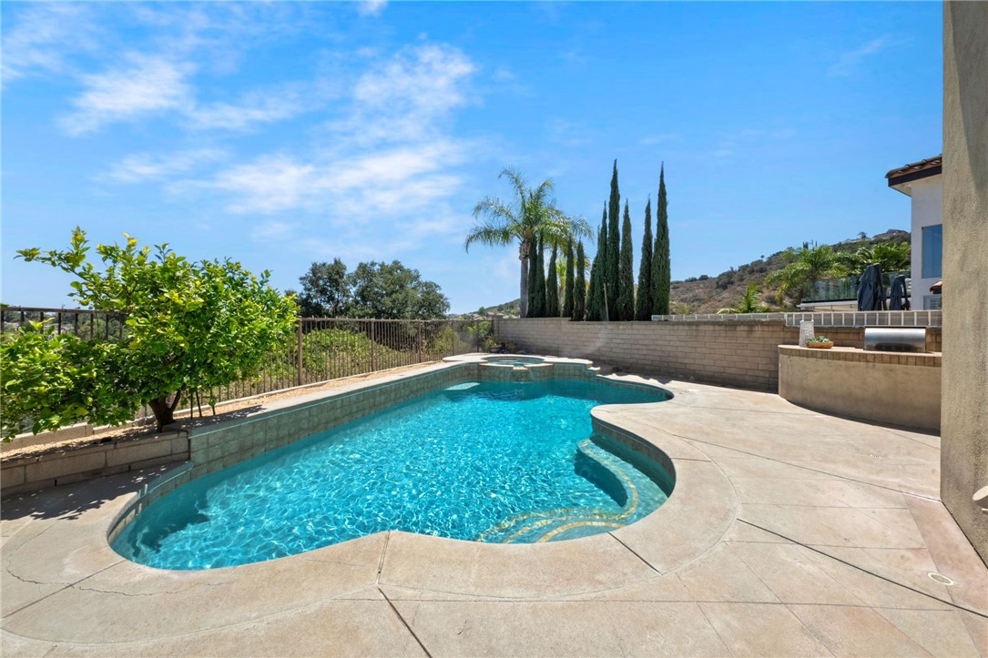 3209 Crystal Ridge Circle Corona, CA 92882 - Photo 53 of 78