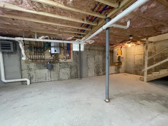 $599,900 | 40 Blackcat Pt Drive, Princeton, ME 04668