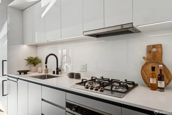 $386,500 | 960 Market Street, Unit 806, San Francisco, CA 94102