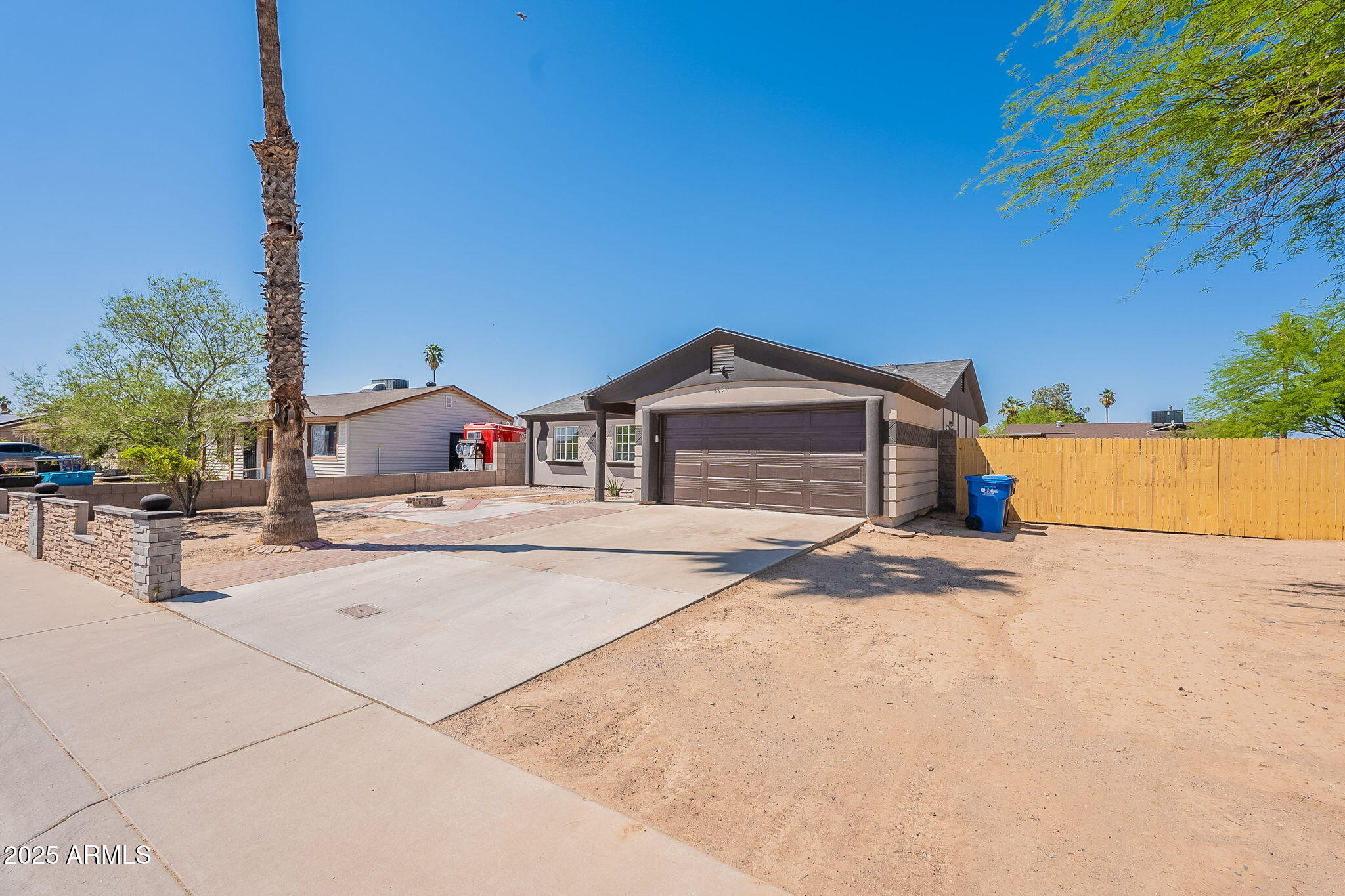 6830 West Berkeley Road Phoenix, AZ 85035 - Photo 3 of 25 3-web-or-mls-Berkeley-3