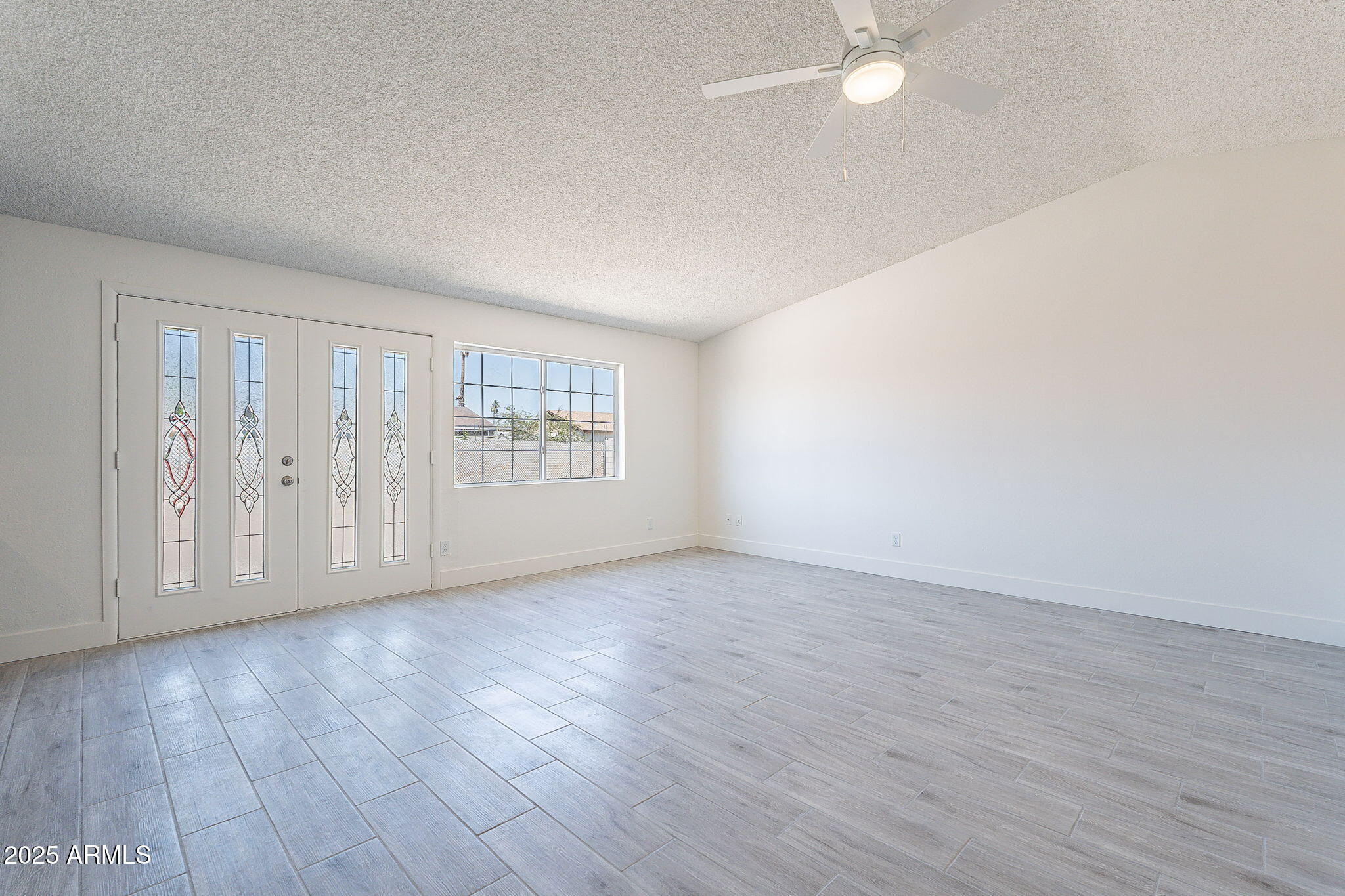 6830 West Berkeley Road Phoenix, AZ 85035 - Photo 6 of 25 Great Room