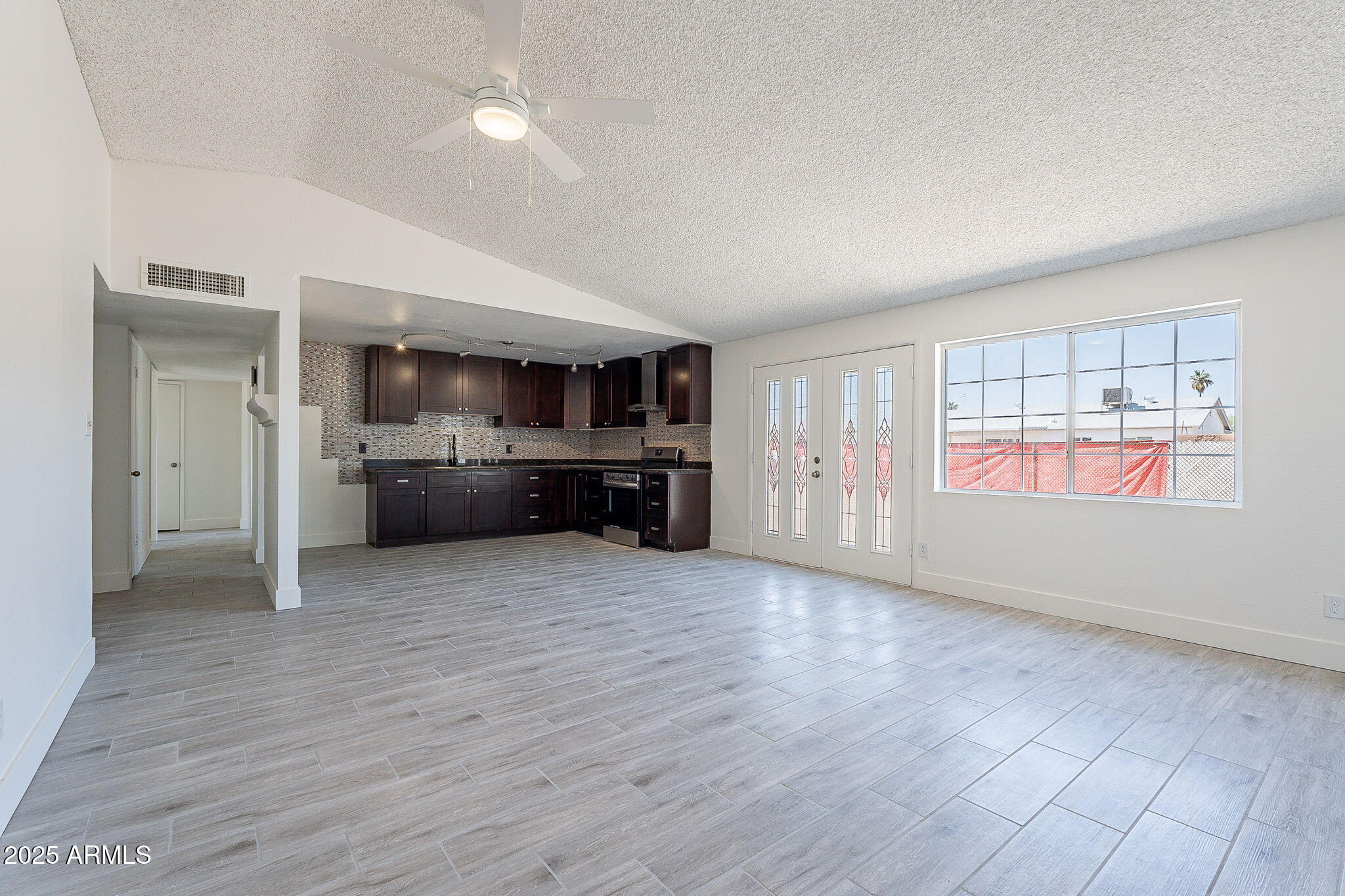 6830 West Berkeley Road Phoenix, AZ 85035 - Photo 7 of 25 Great Room