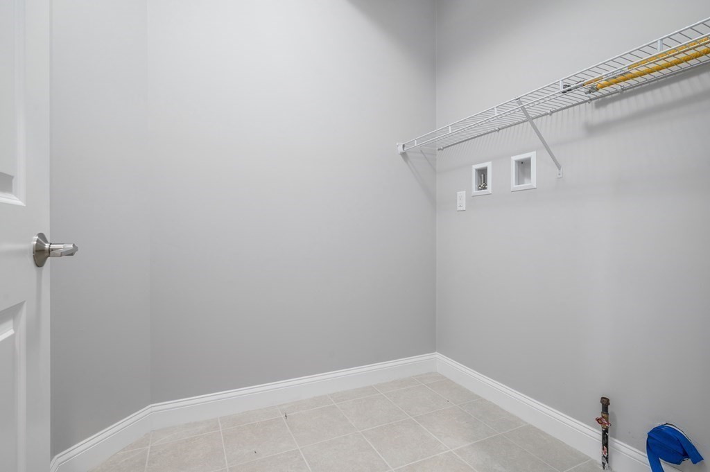 162 Rolling Rdg Drive, Unit 103 Northbridge, MA 01588 - Photo 17 of 25