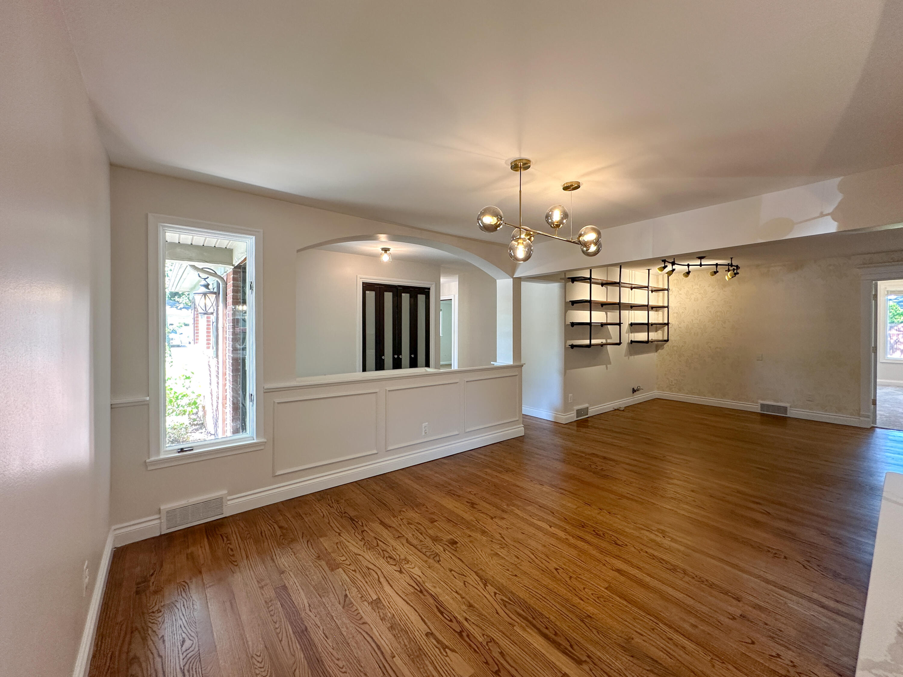 21203 River Road Grosse Pointe, MI 48236 - Photo 2 of 35 IMG_0511