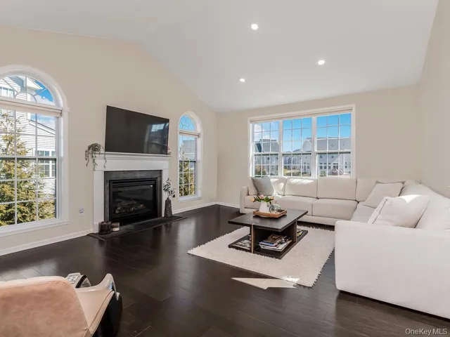 $849,000 | 22 East Van Buren Way, Hopewell Junction, NY 12533