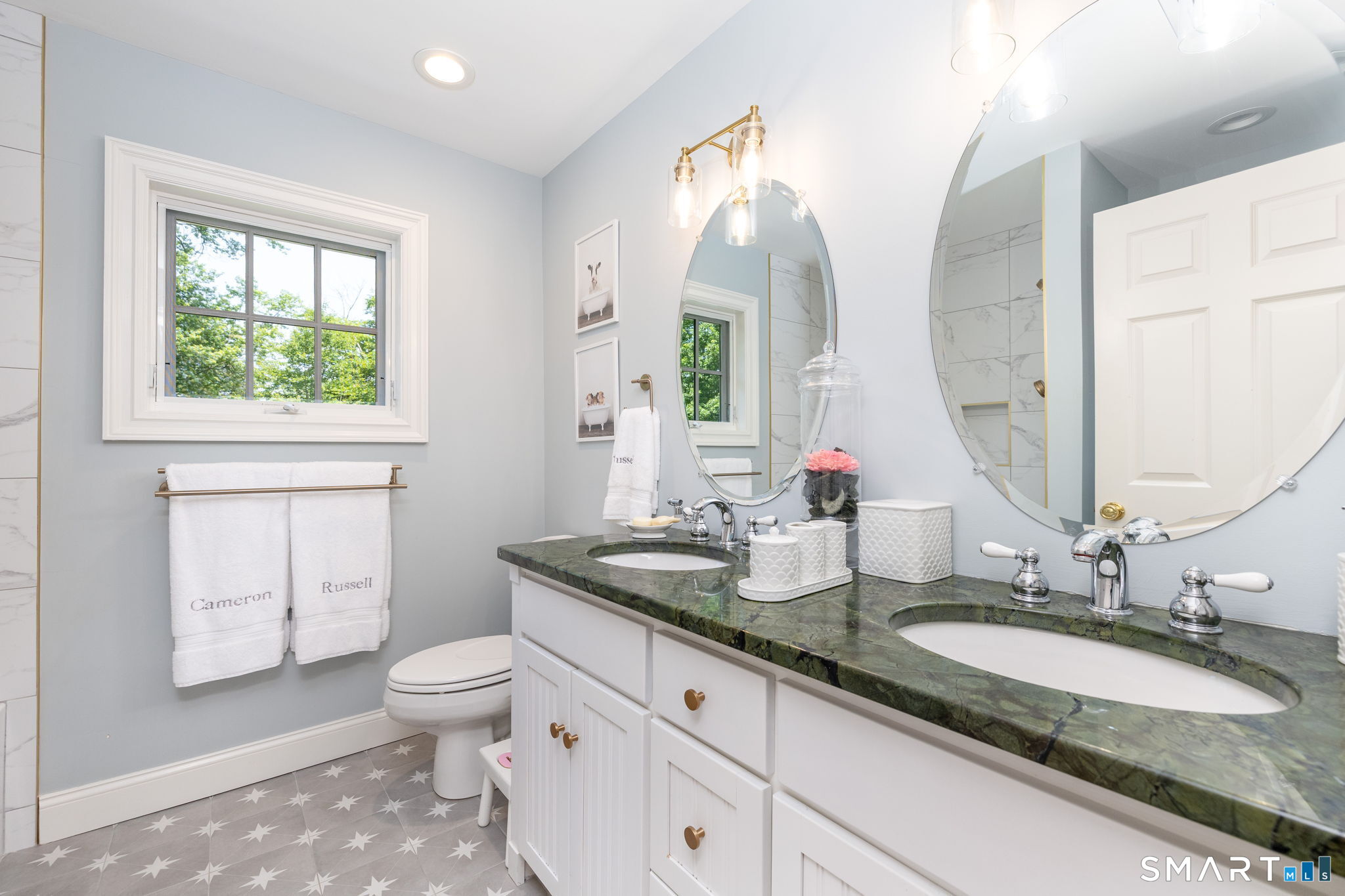 82 Ledyard Road West Hartford, CT 06117 - Photo 25 of 40 Second level updated bath services two adjacent bedrooms