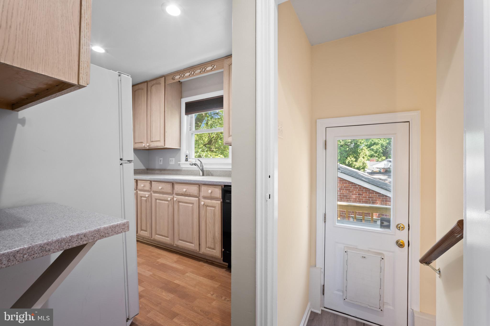 121 Whitmoor Terrace Silver Spring, MD 20901 - Photo 11 of 31