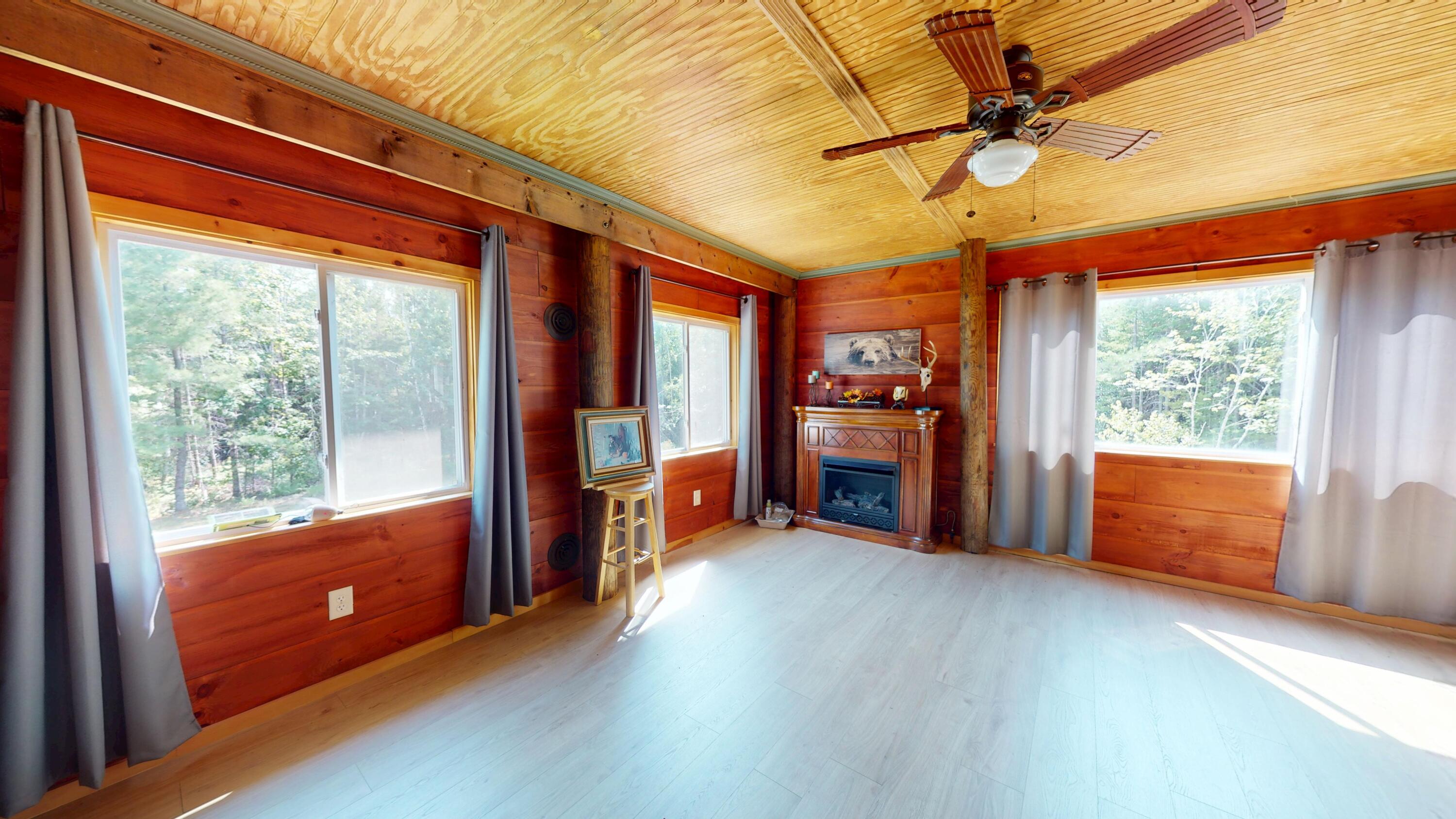 514 Independence Circle Springfield, ME 04487 - Photo 12 of 38 514-Independence-Cir-Family-Room