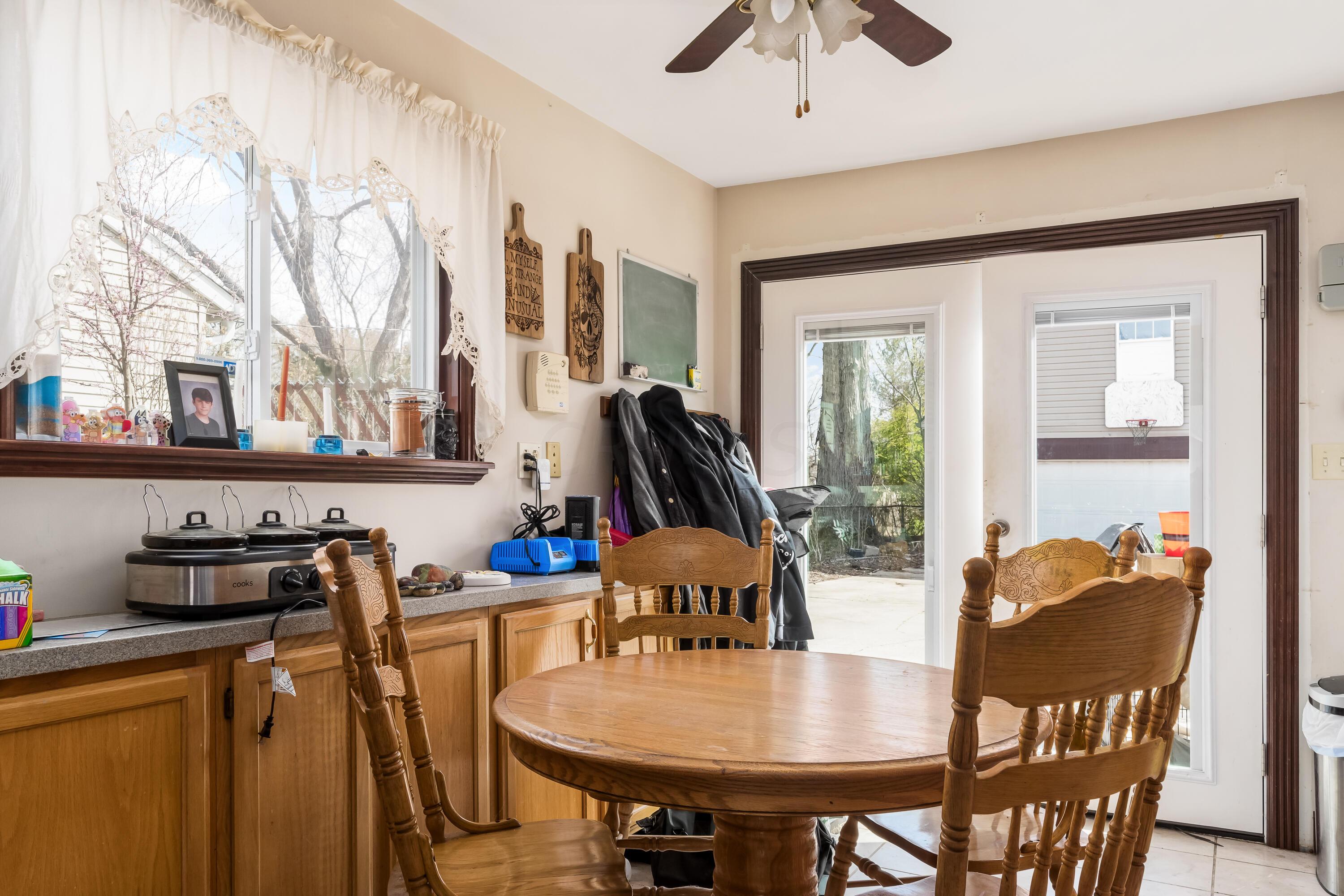 7363 Rodebaugh Road Reynoldsburg, OH 43068 - Photo 20 of 32 S_-_7363_Rodebaugh_Rd_-_038