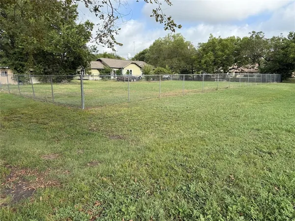 $20,000 | 0 Southeast 4th Street, Kerens, TX 75144