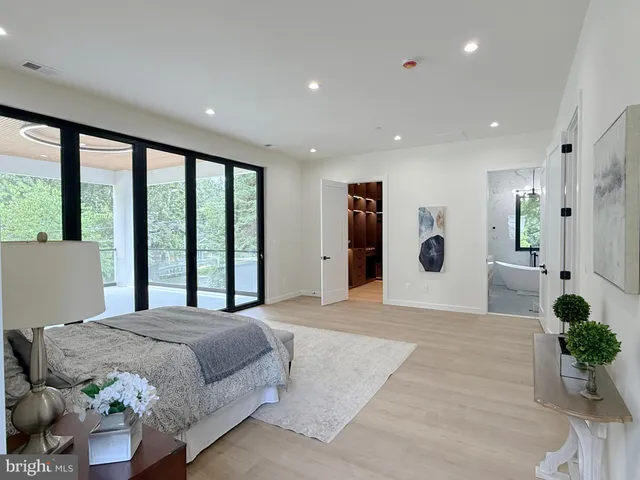 $9,800 | 8908 Mohawk Lane, Bethesda, MD 20817