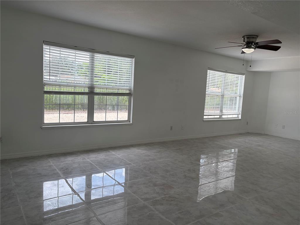4706 Coats Road Zephyrhills, FL 33541 - Photo 7 of 50 Gallery Image 7
