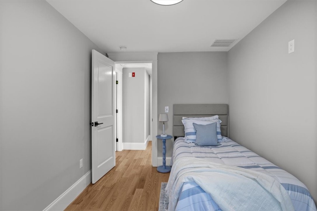 9 Whitwell Place Newport, RI 02840 - Photo 28 of 42