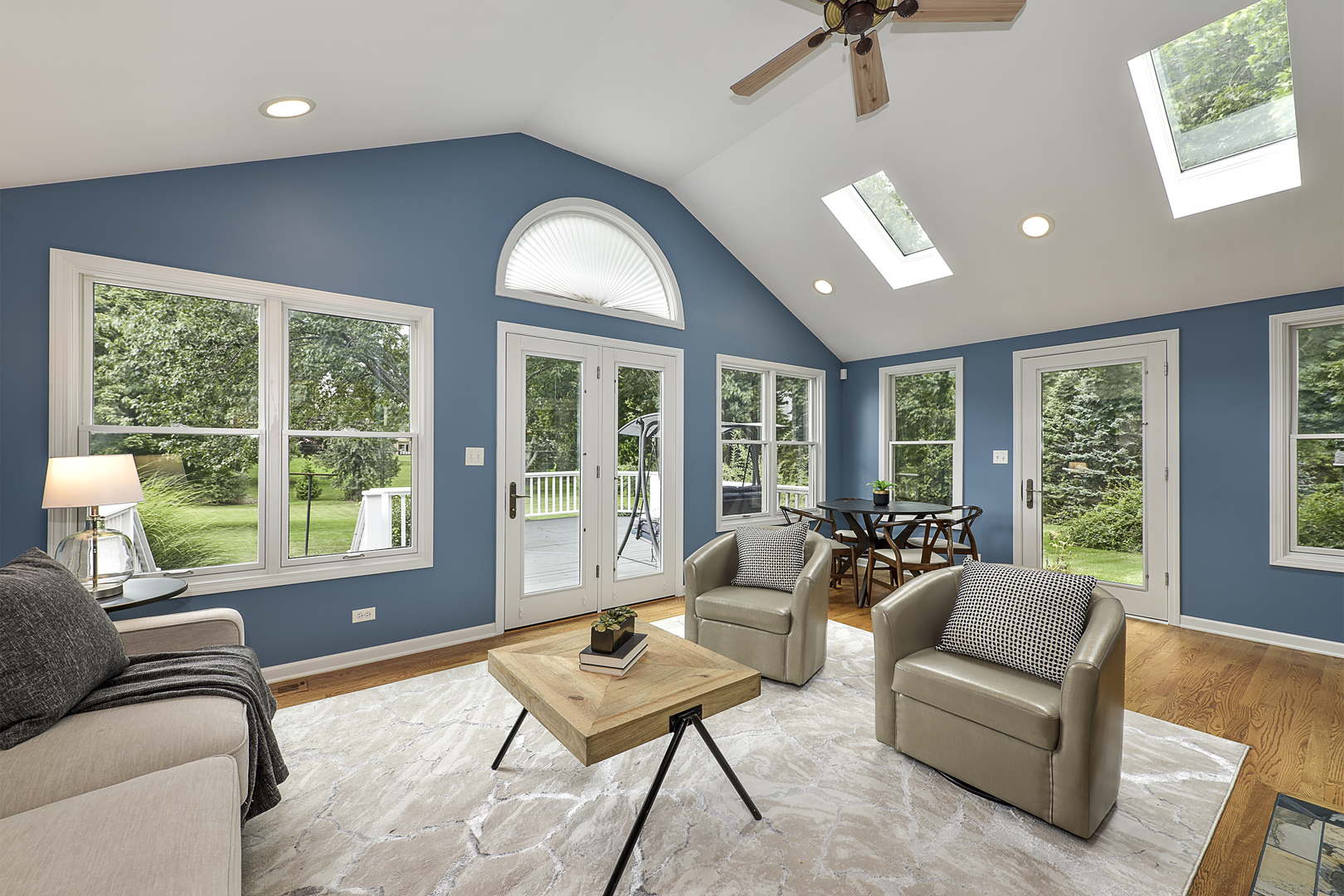 50 Roberts Road Inverness, IL 60067 - Photo 5 of 23