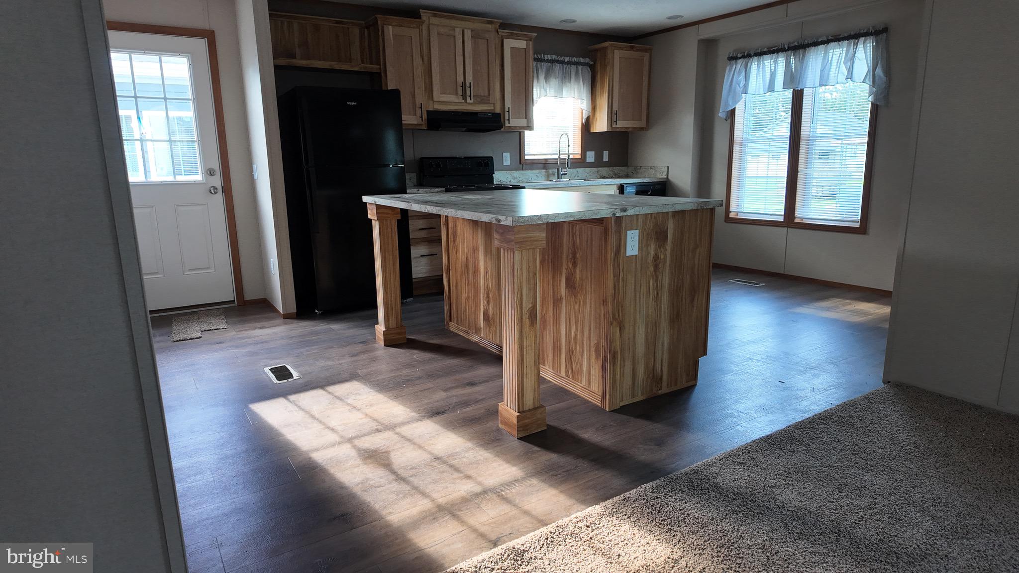 2106 Scull Street Lebanon, PA 17046 - Photo 3 of 12