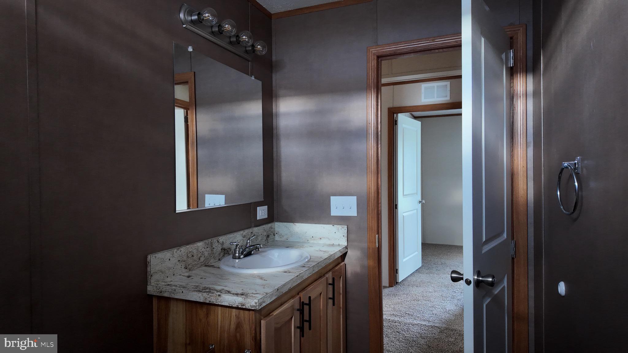 2106 Scull Street Lebanon, PA 17046 - Photo 8 of 12