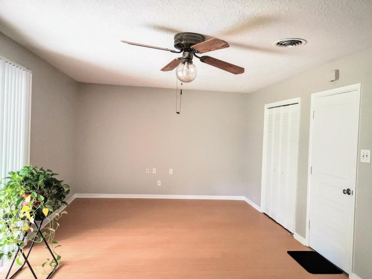5527 Darnell Street Houston, TX 77096 - Photo 9 of 30