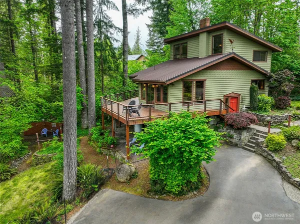 $1,296,000 | 133 Alpine Drive, Packwood, WA 98361