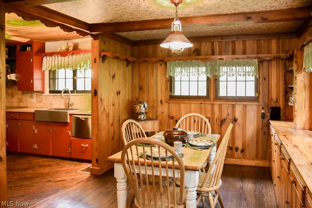 376 Bramble Road Southwest Carrollton, OH 44615 - Photo 8 of 30 Dining Room