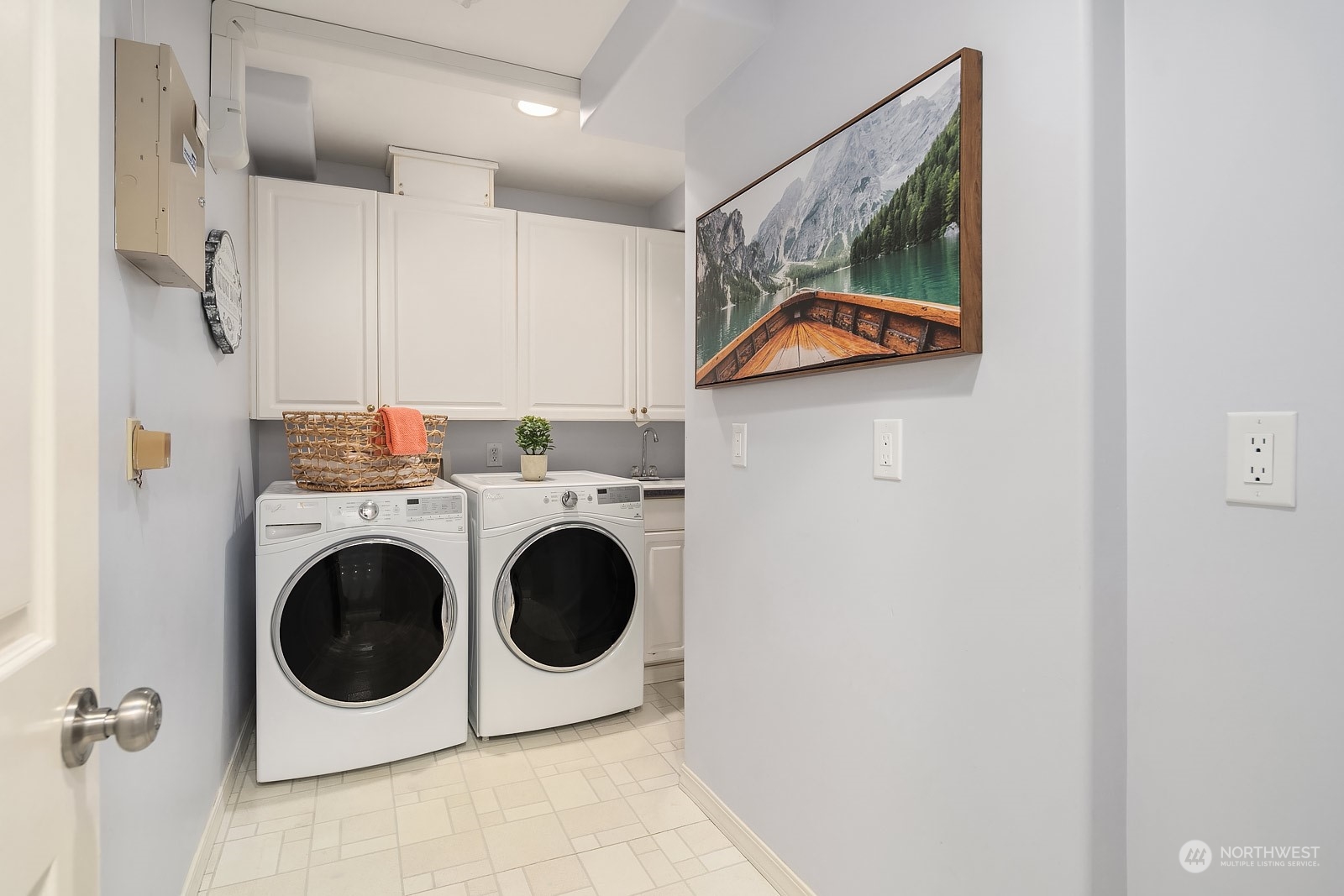 7323 Old Redmond Road, Unit 16 Redmond, WA 98052 - Photo 24 of 26 a utility room with dryer and washer