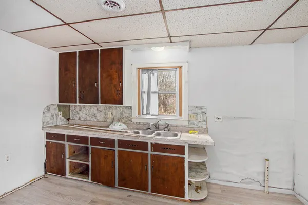 $32,000 | 1941 Walcott Street, Saginaw, MI 48601