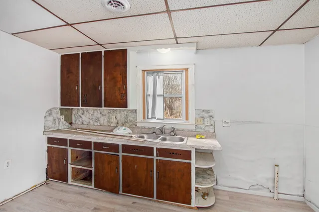 $32,000 | 1941 Walcott Street, Saginaw, MI 48601