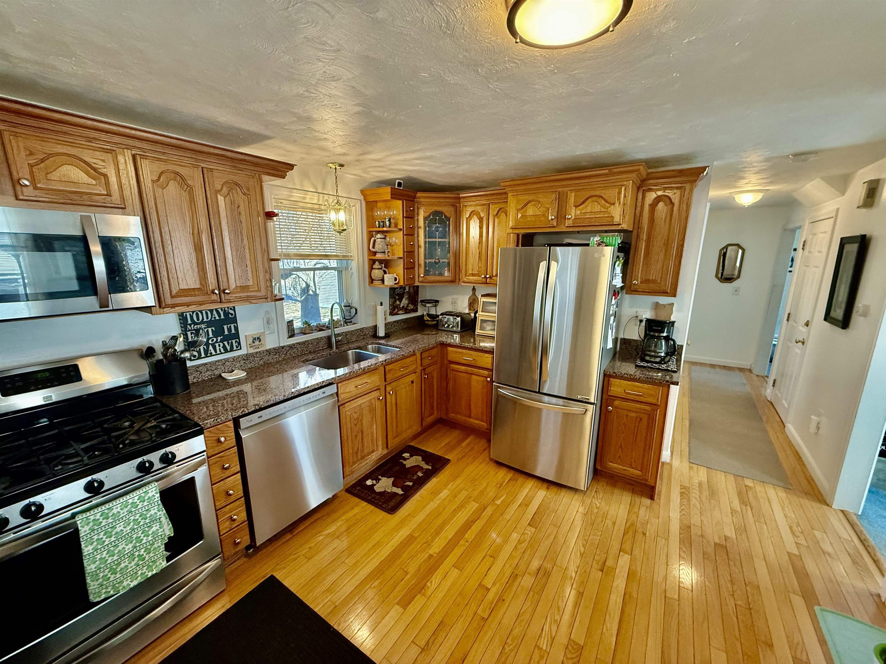 8 Whittaker Circle Concord, NH 03303 - Photo 9 of 28