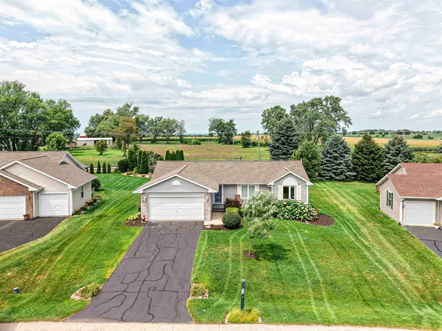 $237,700 | 3810 Foxglove Lane, Winnebago, IL 61088