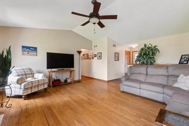 $237,700 | 3810 Foxglove Lane, Winnebago, IL 61088