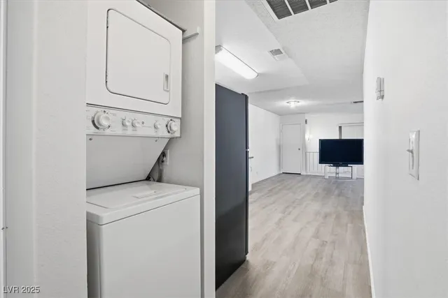 $1,400 | 1454 Elizabeth Avenue, Unit 4, Las Vegas, NV 89119