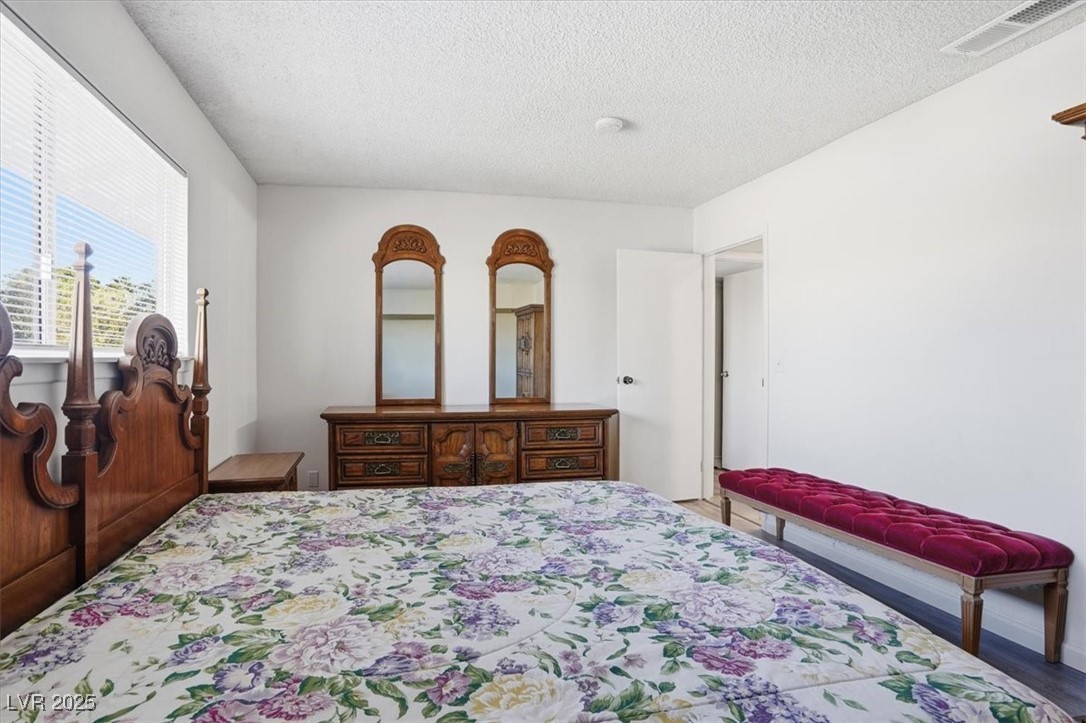 1454 Elizabeth Avenue, Unit 4 Las Vegas, NV 89119 - Photo 13 of 26