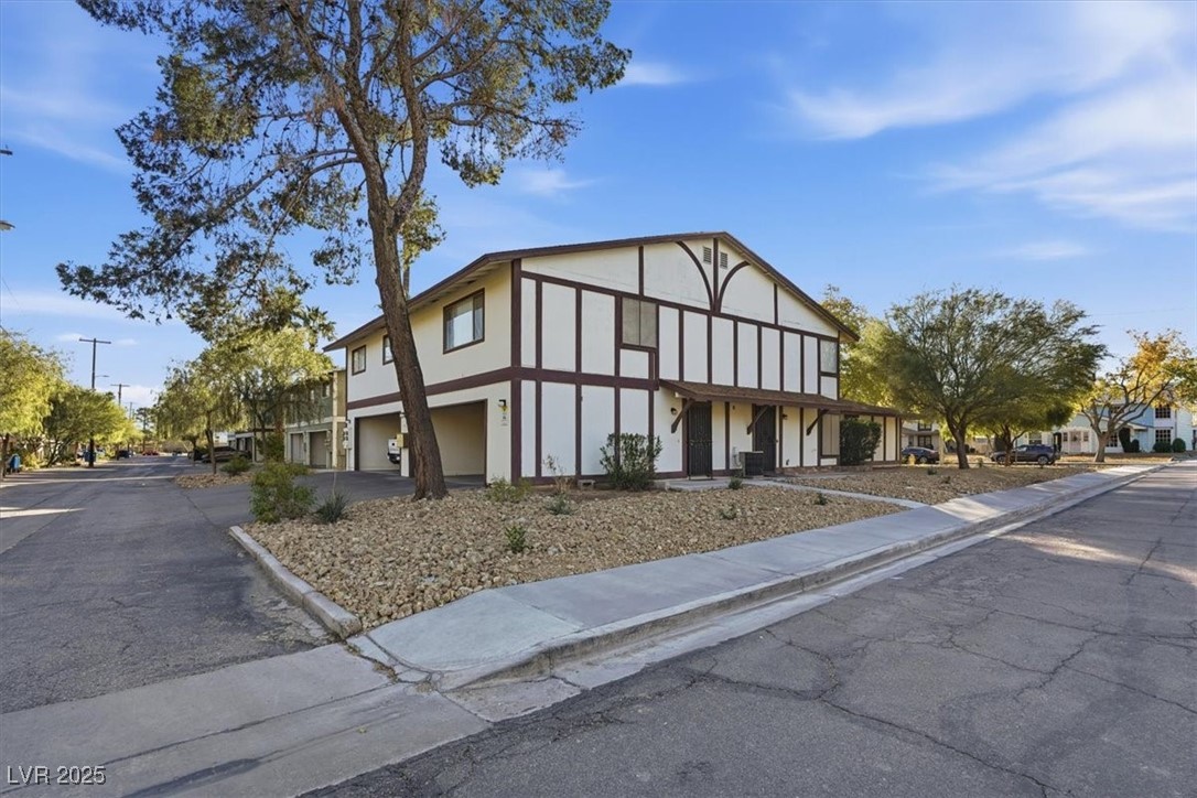 1454 Elizabeth Avenue, Unit 4 Las Vegas, NV 89119 - Photo 22 of 26