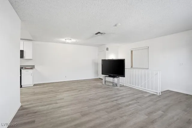 $1,400 | 1454 Elizabeth Avenue, Unit 4, Las Vegas, NV 89119
