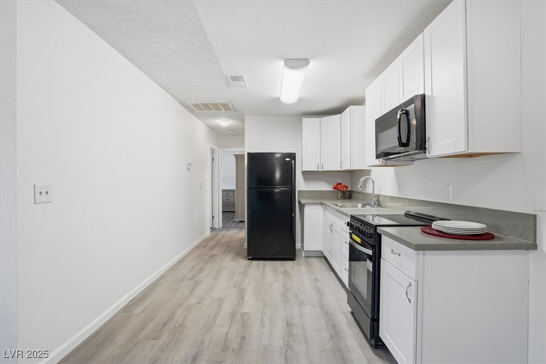 1454 Elizabeth Avenue, Unit 4 Las Vegas, NV 89119 - Photo 8 of 26