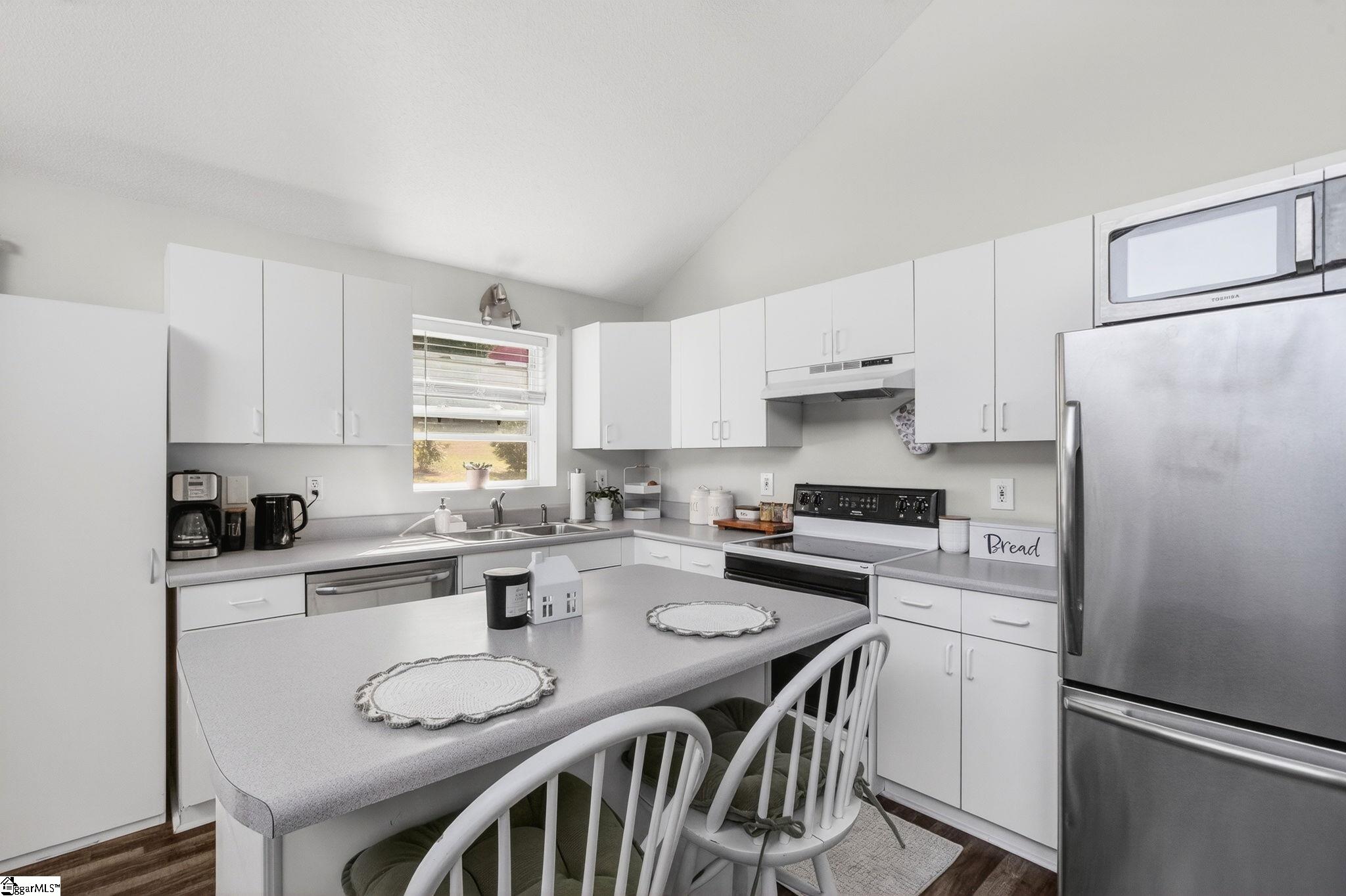 531 Everette Butler Drive Inman, SC 29349 - Photo 11 of 33