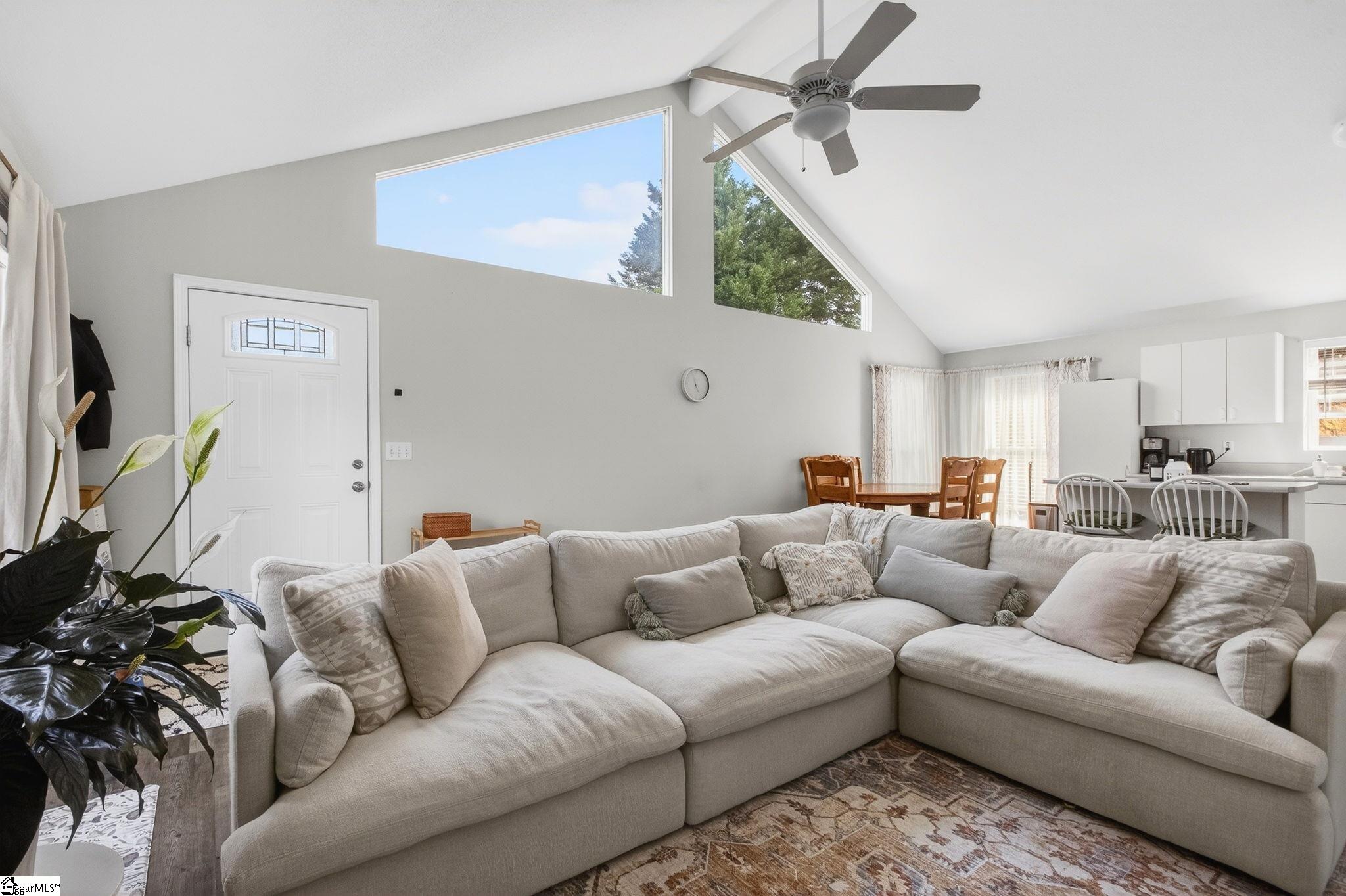 531 Everette Butler Drive Inman, SC 29349 - Photo 5 of 33