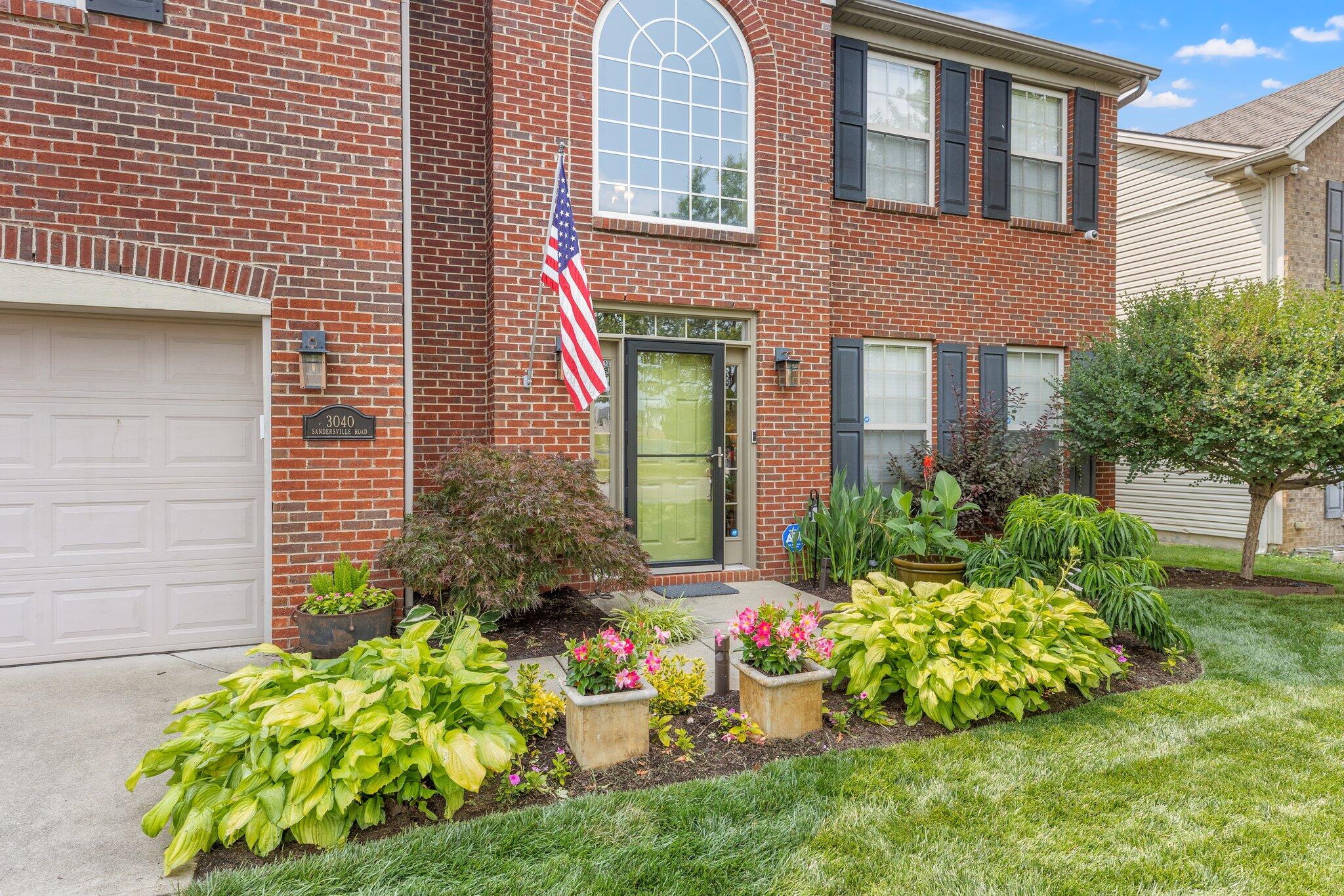 3040 Sandersville Road Lexington, KY 40511 - Photo 4 of 43 Lush landscaping