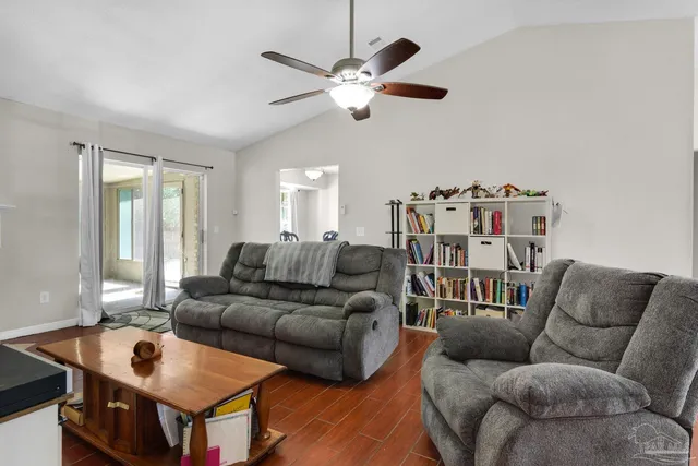 $250,000 | 7705 West Jackson Street, Pensacola, FL 32506