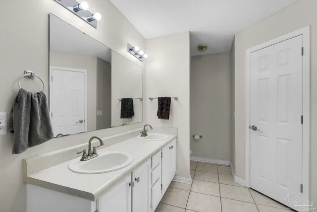 $250,000 | 7705 West Jackson Street, Pensacola, FL 32506