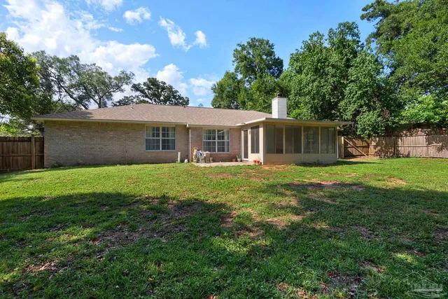 $250,000 | 7705 West Jackson Street, Pensacola, FL 32506