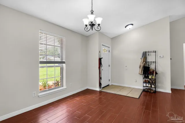 $250,000 | 7705 West Jackson Street, Pensacola, FL 32506