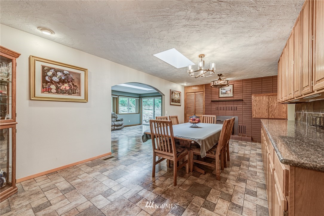20600 2nd Avenue Southwest Normandy Park, WA 98166 - Photo 17 of 40 a view of a dining room with furniture