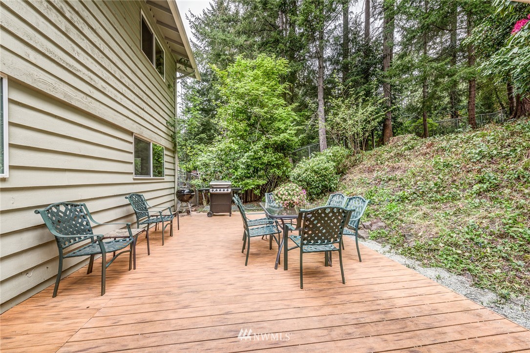 20600 2nd Avenue Southwest Normandy Park, WA 98166 - Photo 32 of 40 an outdoor view with patio